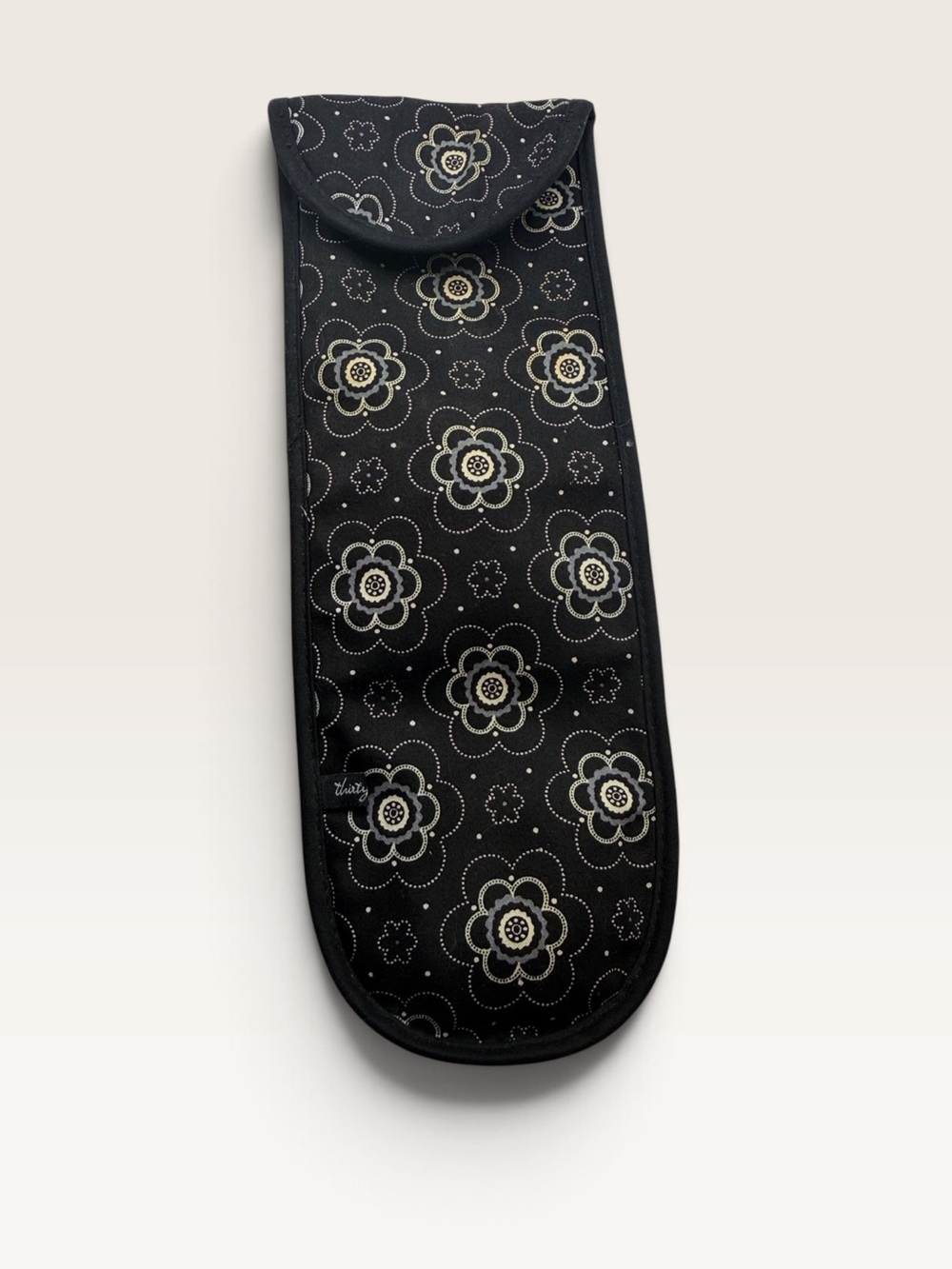 Thirty-One Black Poppy Flower Design Flat Iron Case - Hard To Find Item